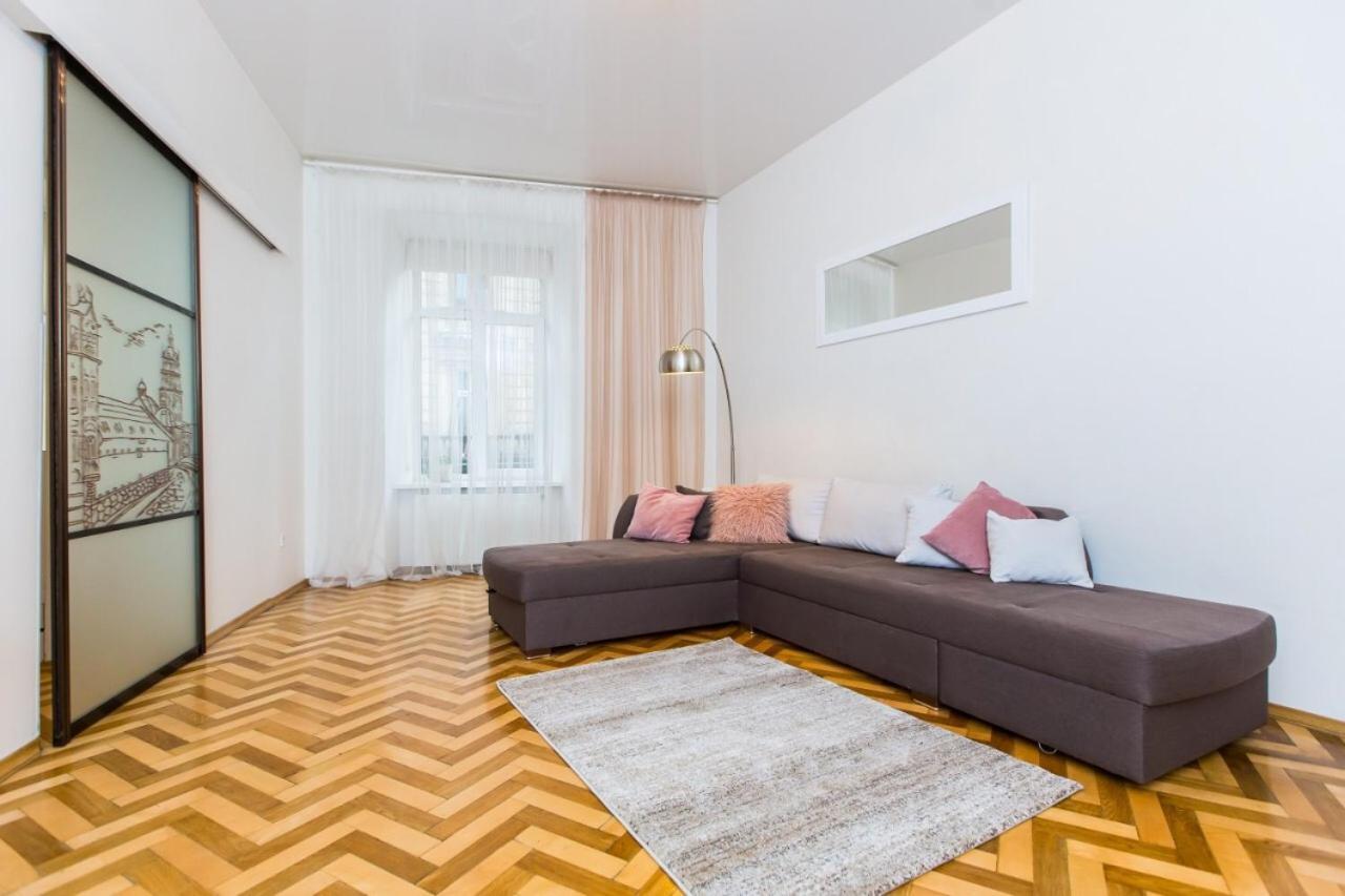 Miamo Apart Гнатюка 18 Lviv Kültér fotó